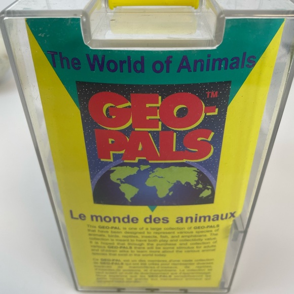 Geo-Pals Raccoon - Picture 4 of 6